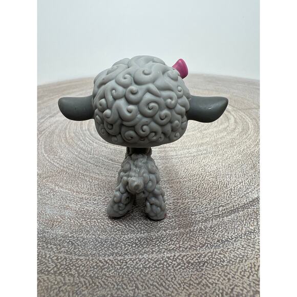 Littlest Pet Shop LPS Grey Lamb #477 Pink Bow Purple Eyes Pet-Lovin' Zoo Pet - Picture 5 of 7